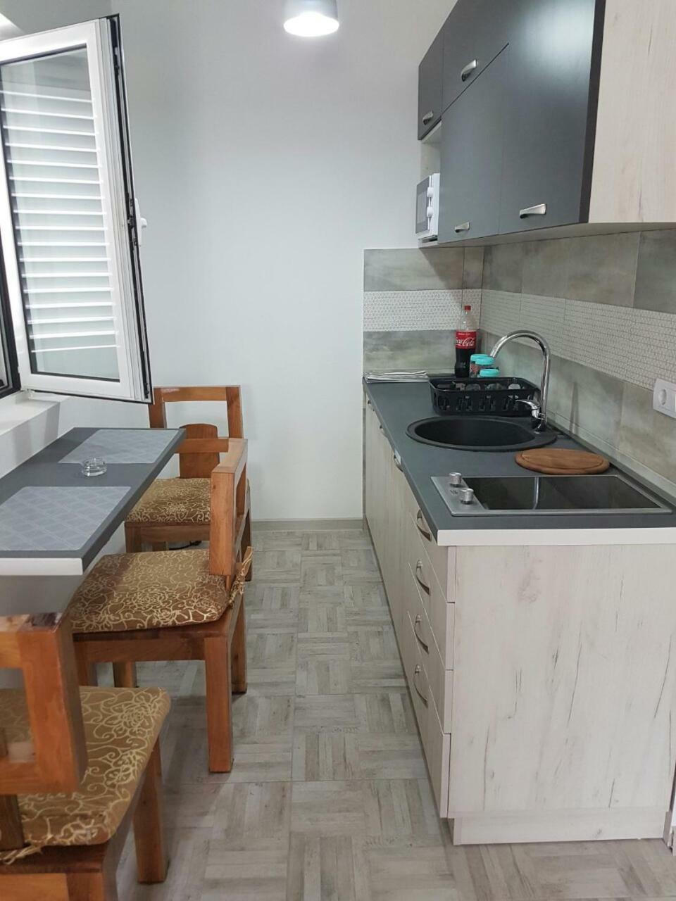 Porto Njegusi A2 Daire Cetinje Dış mekan fotoğraf